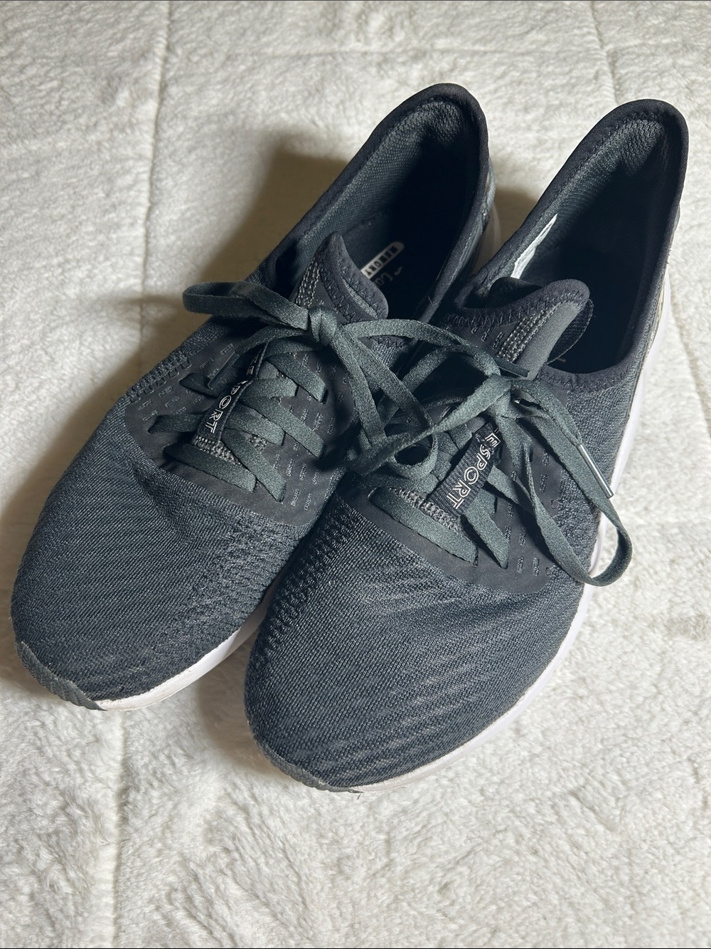 New Balance Women’s Black Lace-Up Shoes